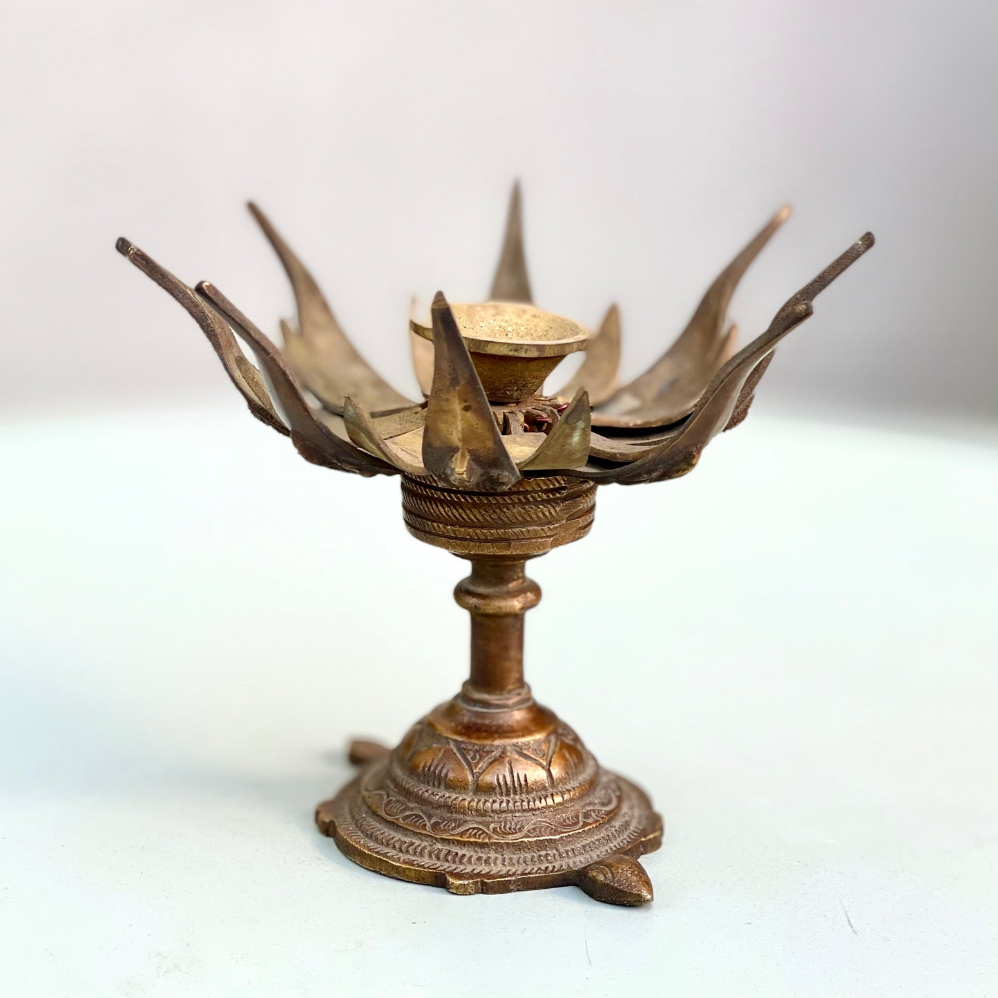 Vintage Lotus Lamp