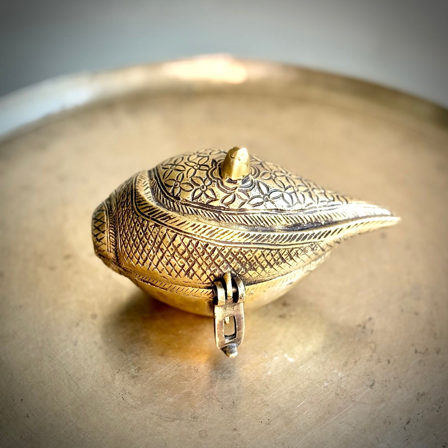 Shankha-Shaped Box With Hand Engraving