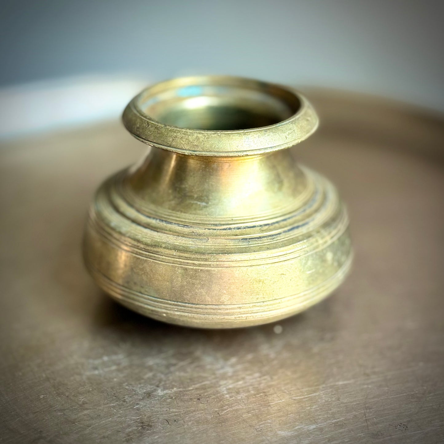 Rare Bronze Oil Pot