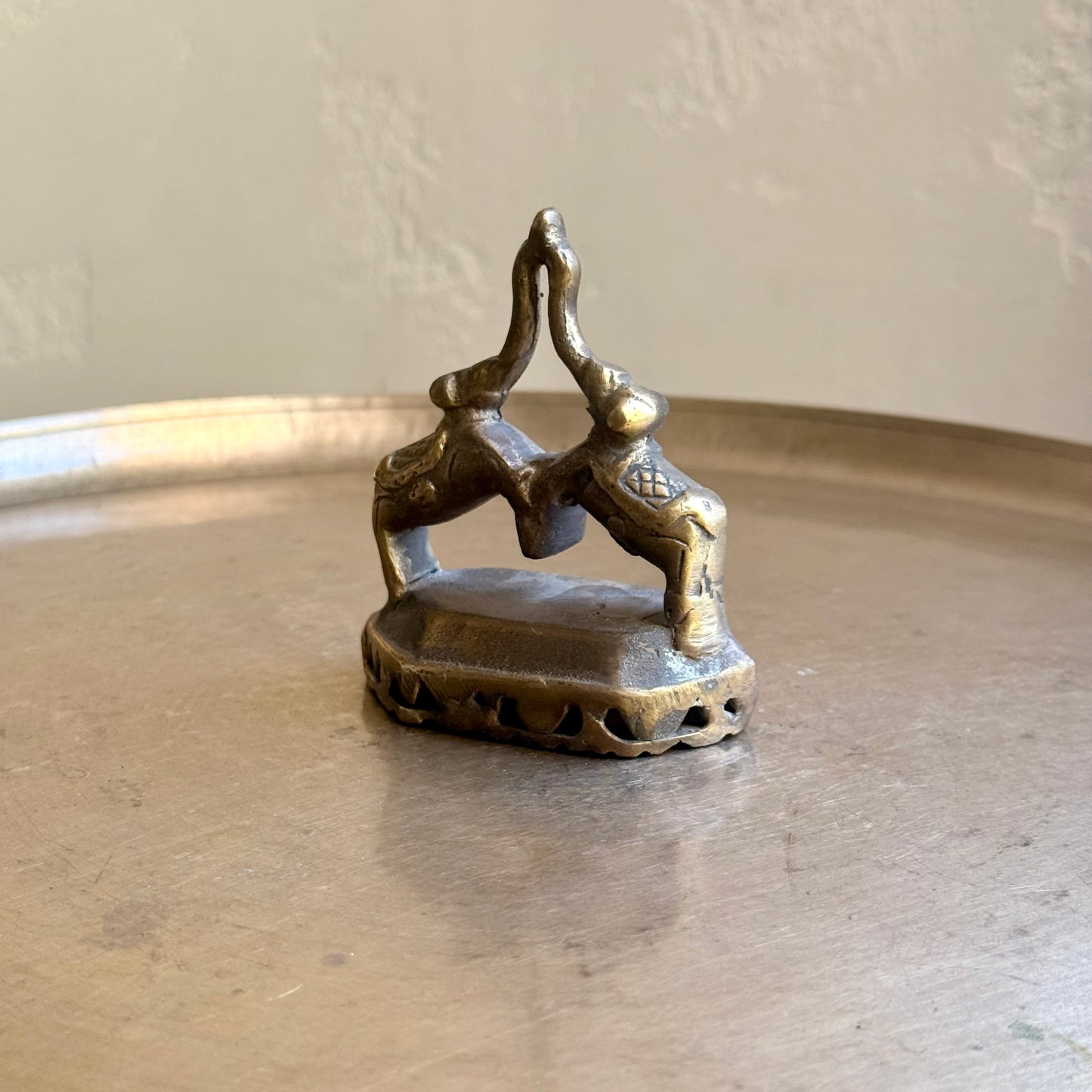 Twin-Elephant Brass Foot Scrubber (Vajri)