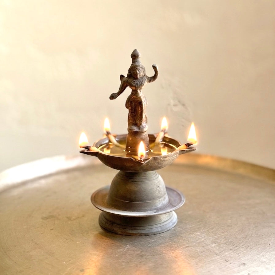 Pancha Mukhi Devi Vilakku