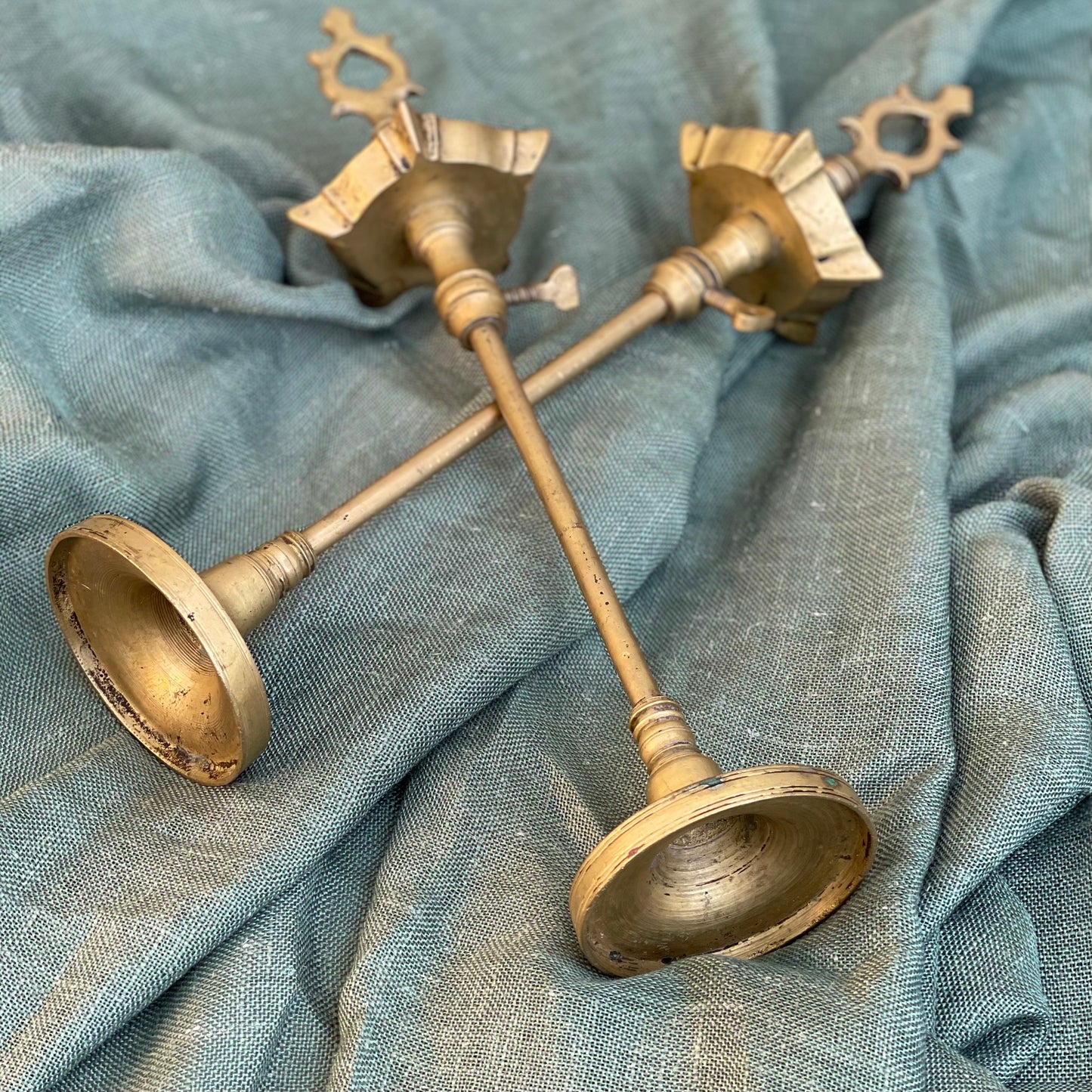 Kuthuvilakku Pair - Key Lamp