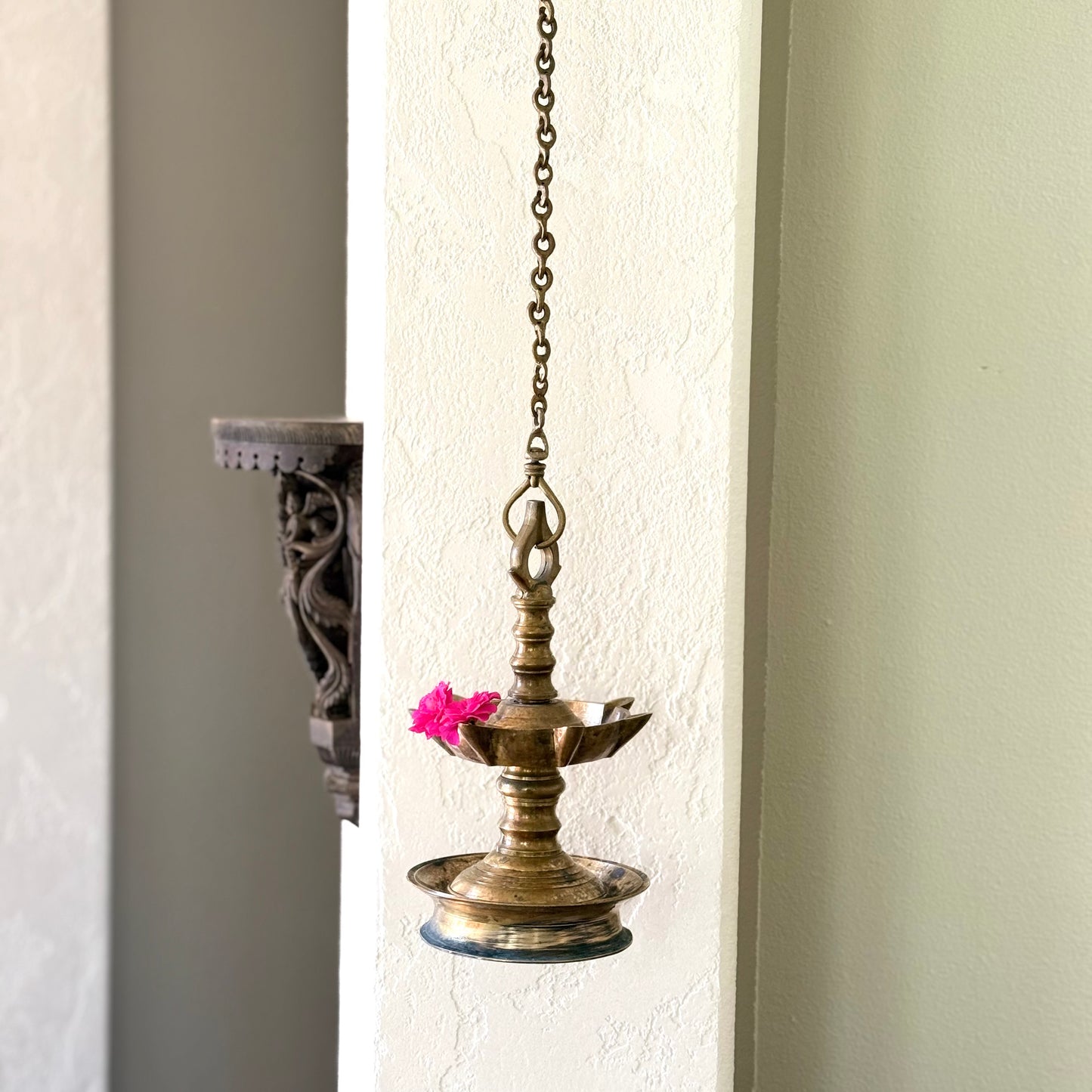Thooku Vilakku Hanging Lamp - Kerala (Mid 20th Century)