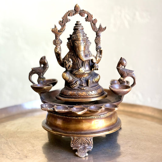 Ganesha Vilakku With Nine Lamps