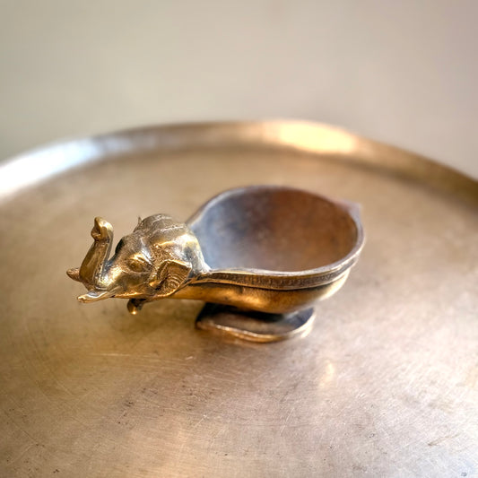 Elephant Brass Vilakku