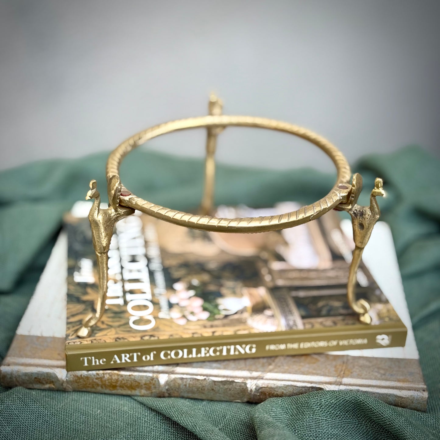 ‘Rajmor’ Brass Stand