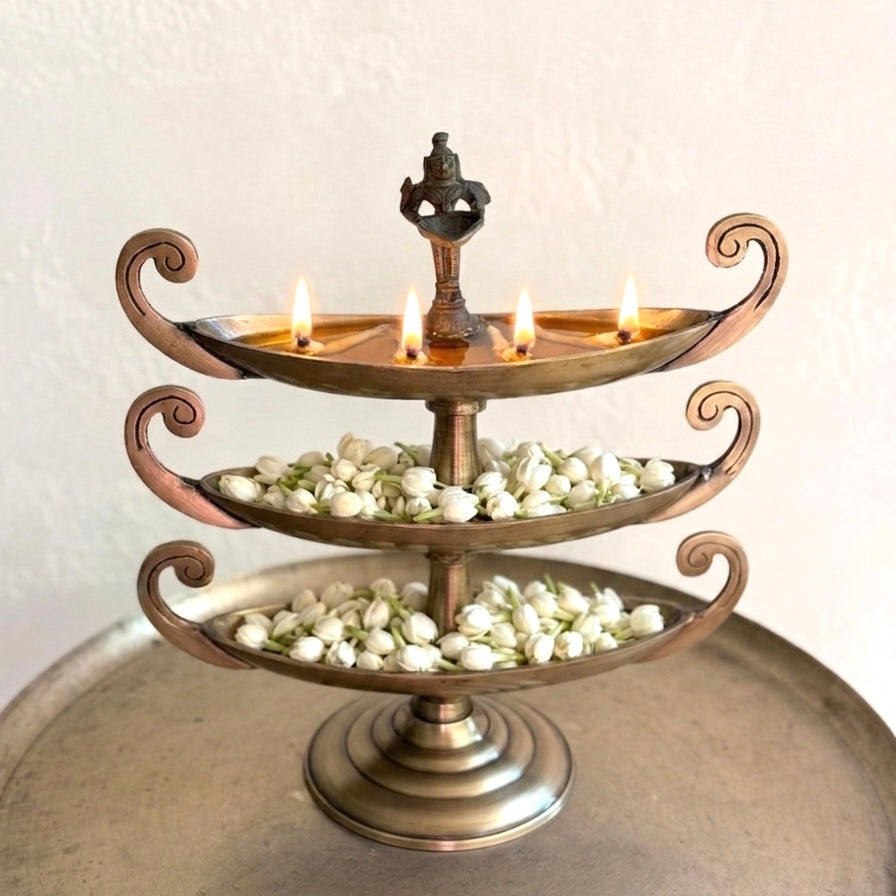 ‘Nouka’ – Three-Layer Boat Lamp Exclusive to 9 Petals – The Studio