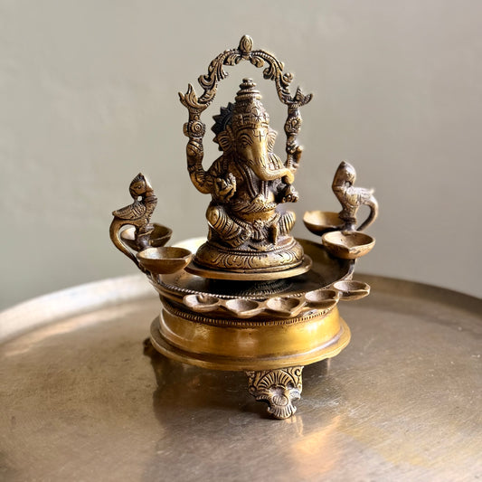 Ganesha Prabhavali Diya
