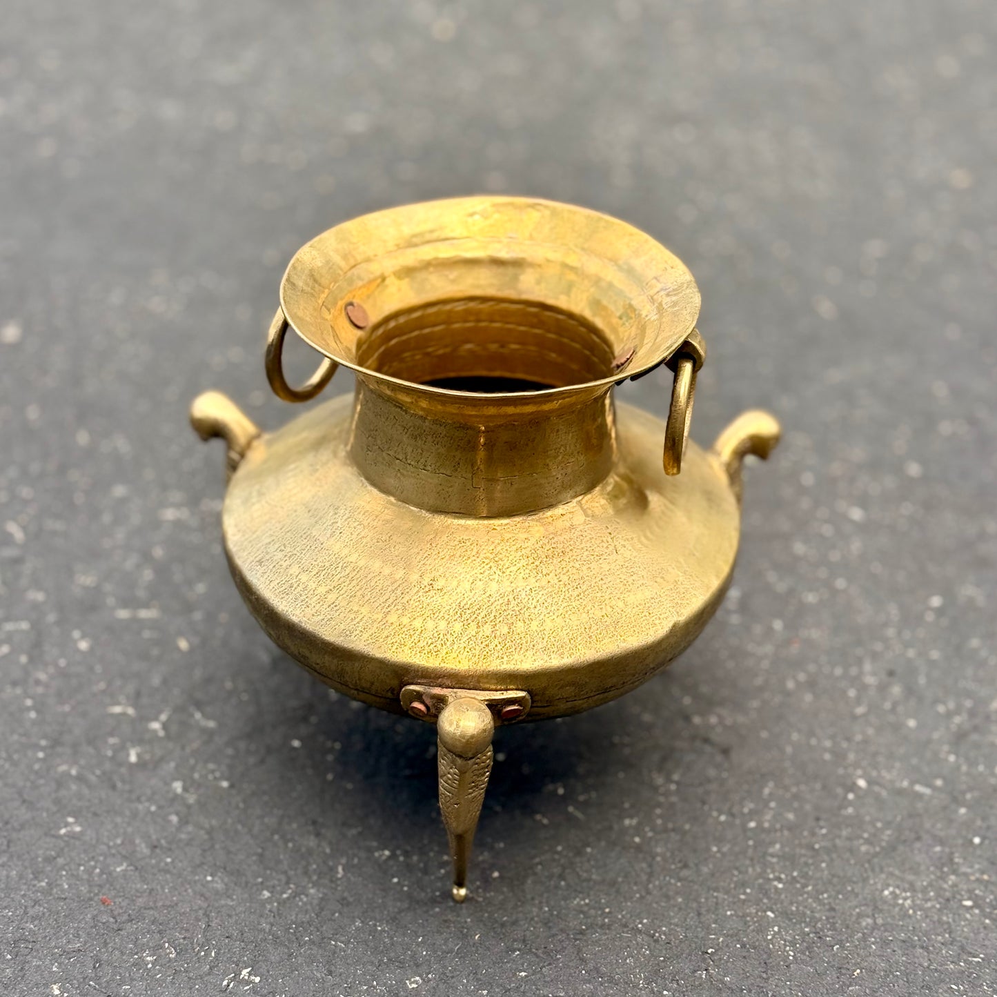 ‘Padma’ Pot