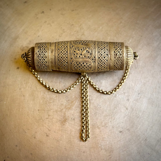 Heirloom Paan & Lime Canister