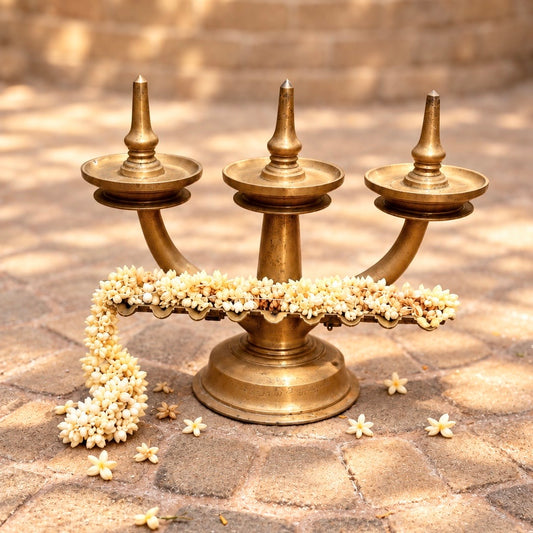 Vintage Kavara Vilakku | An Exceptional Find