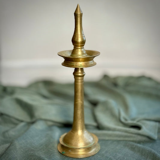 Nilavilakku - Traditional Kerala Oil Lamp 18”