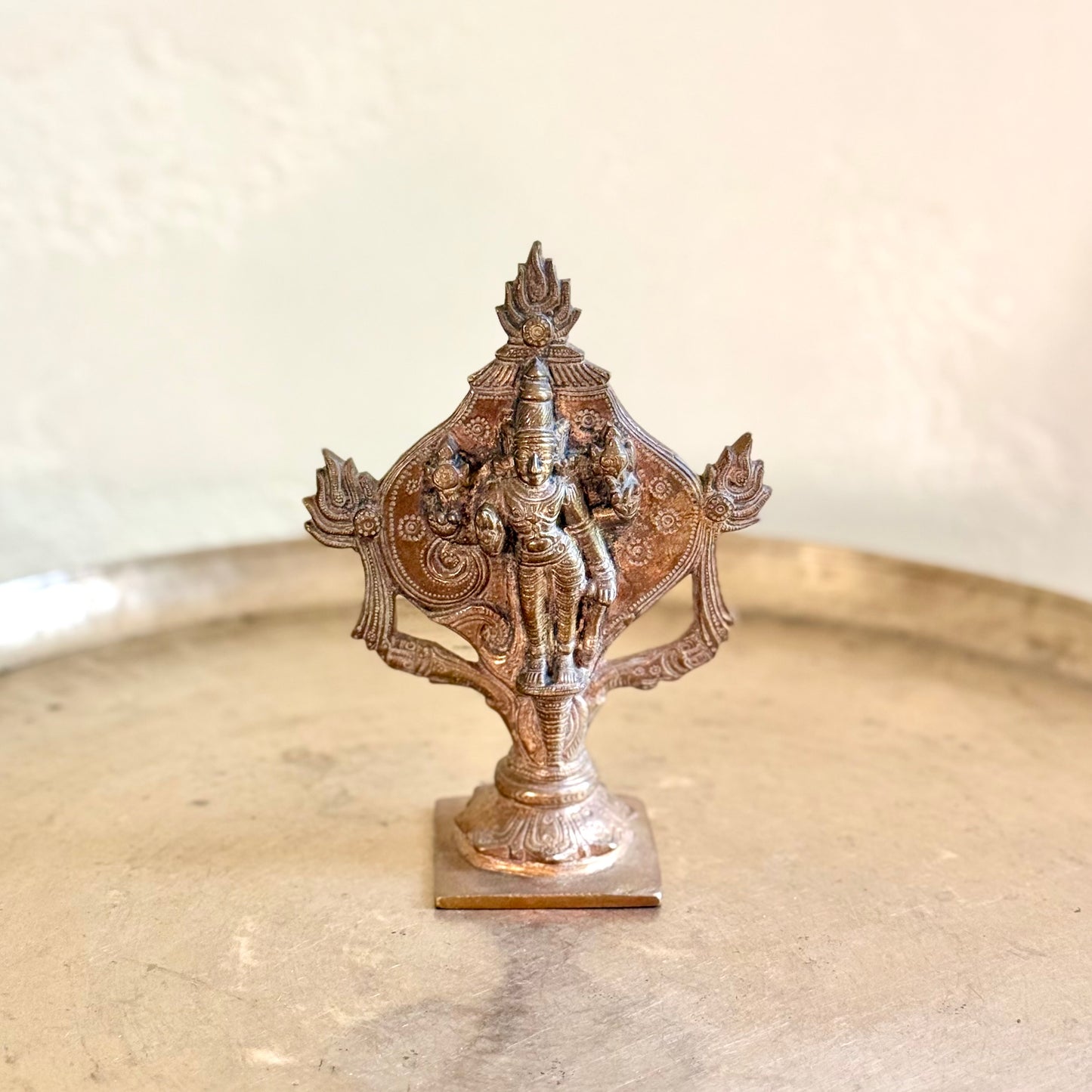 Vintage Bronze Vishnu in Rare Shankha-Shaped Prabhavali