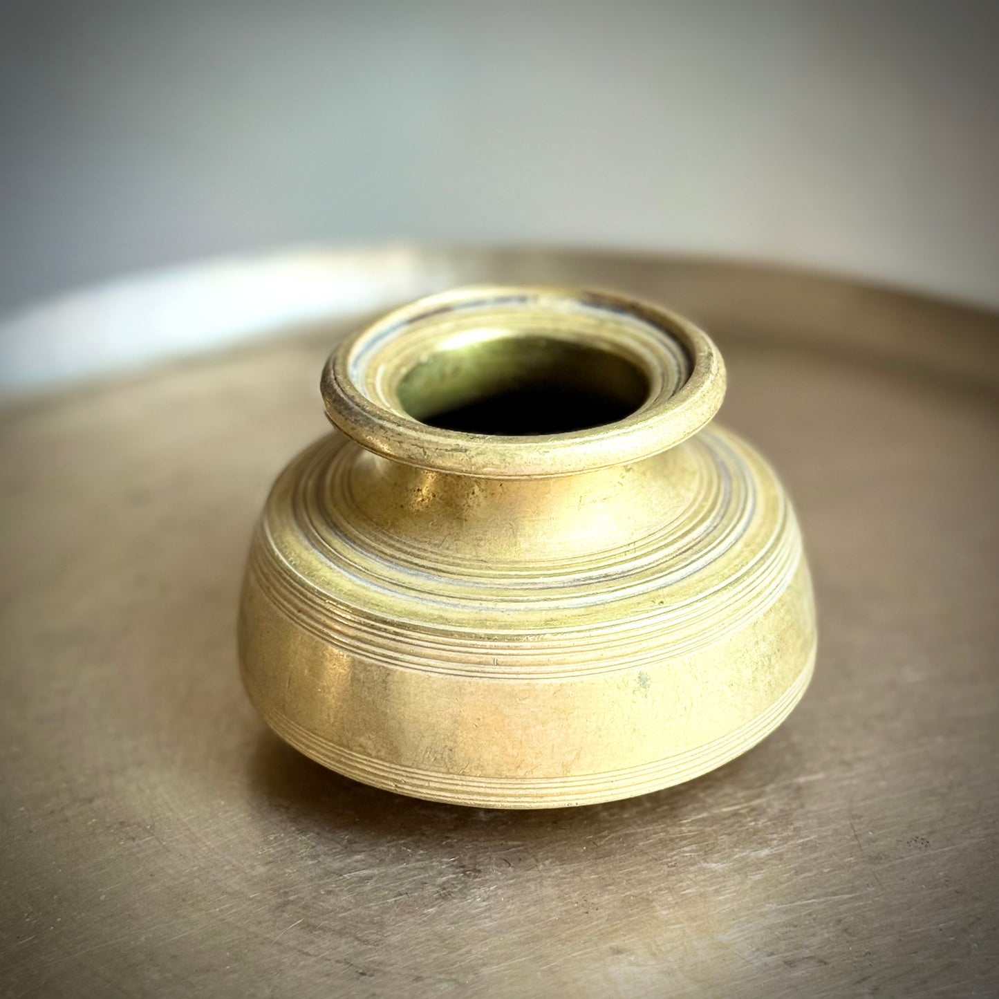 Rare Bronze Oil Pot