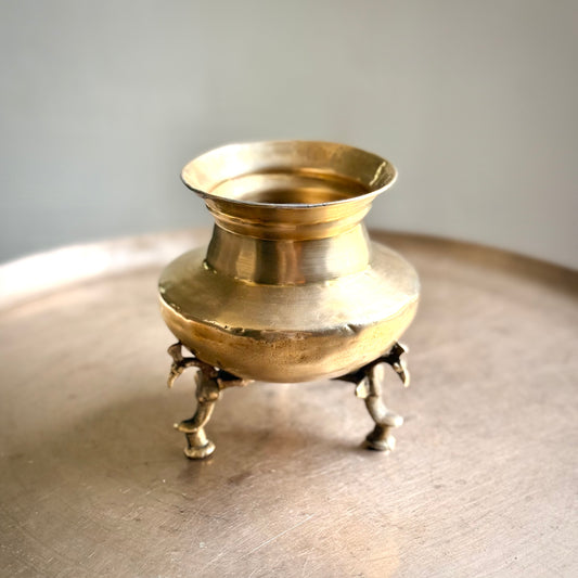 ‘Kamal’ Pot