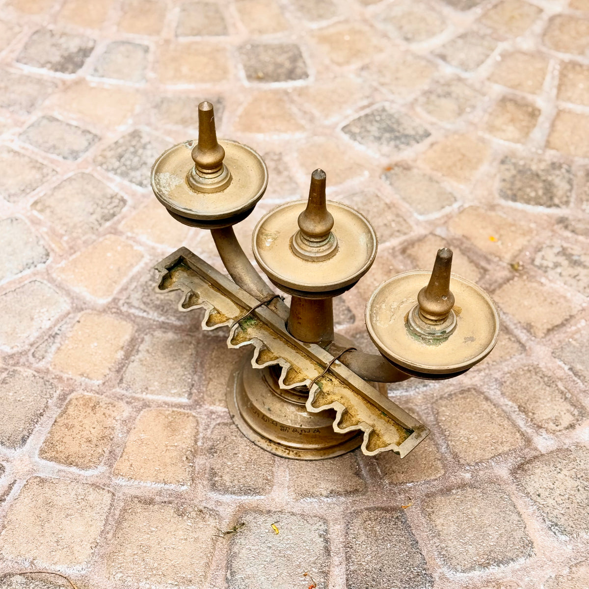 Vintage Kavara Vilakku | An Exceptional Find
